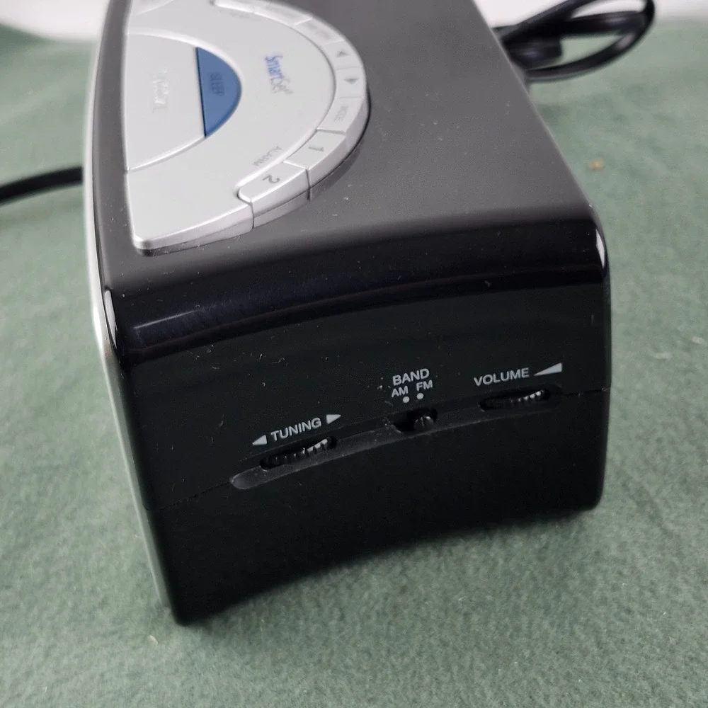 Emerson Dual Alarm Auto Smartset Clock Radio JUMBO Digital Display Model CKS9051